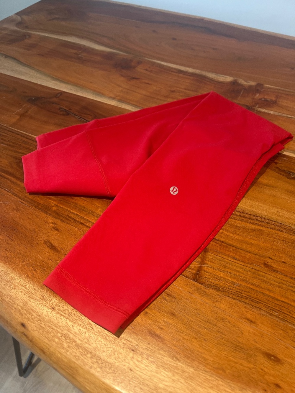 Red Lulu Lemon leggings